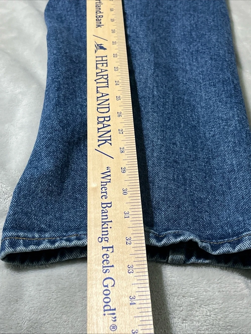 Wrangler Rugged Wear Jeans Mens 44x32 Blue Relaxed Fit Denim Classic 5 Pocket